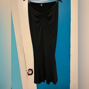 Black Ruched front Mermaid Hem Skirt